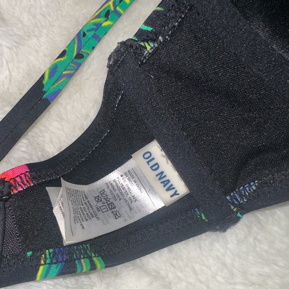 Doll’s Tropical Bikini Top- Black - Picture 6 of 6